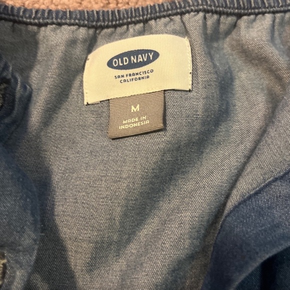 Old navy denim romper - Picture 2 of 3